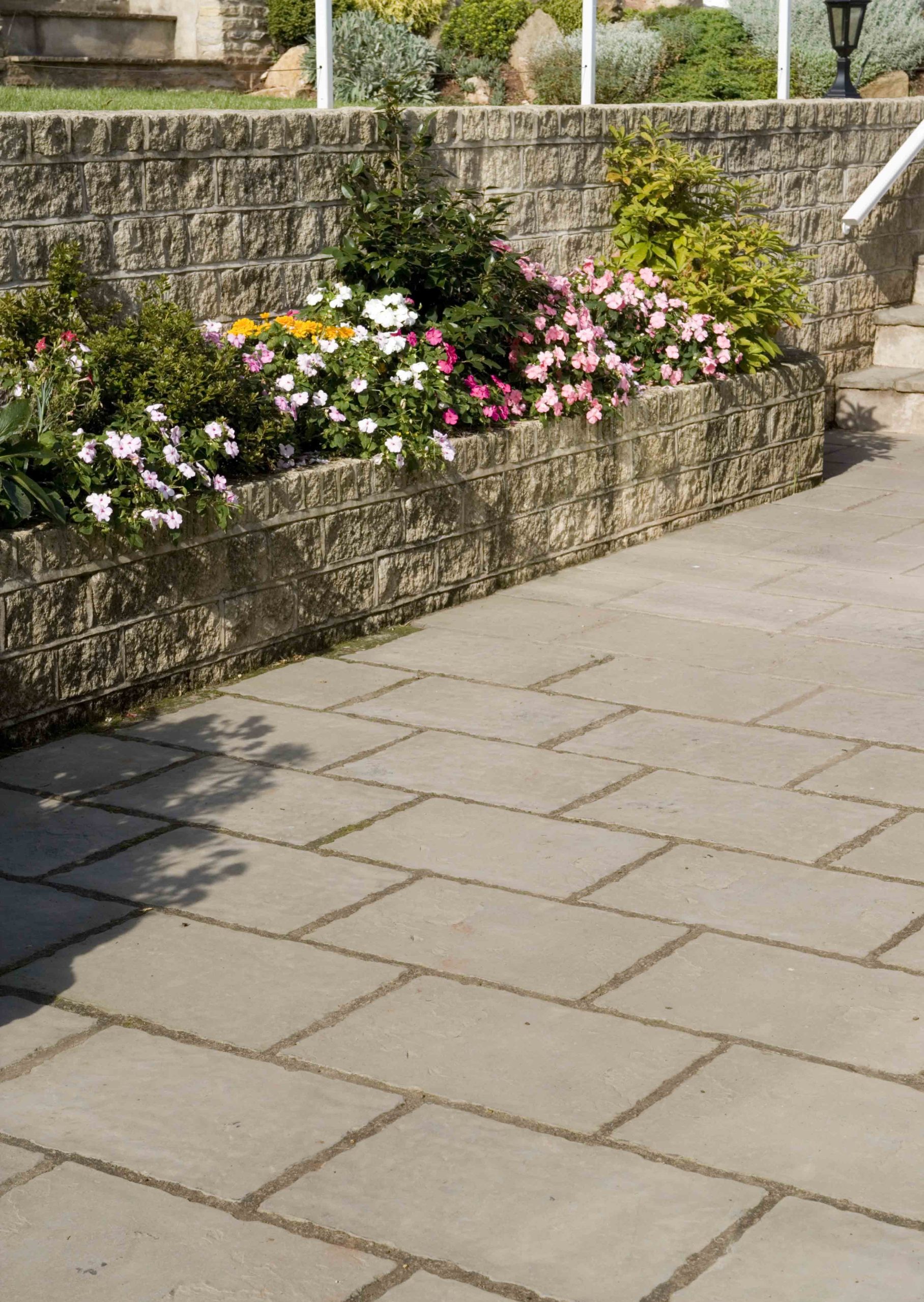 Stratford Paving Kit
